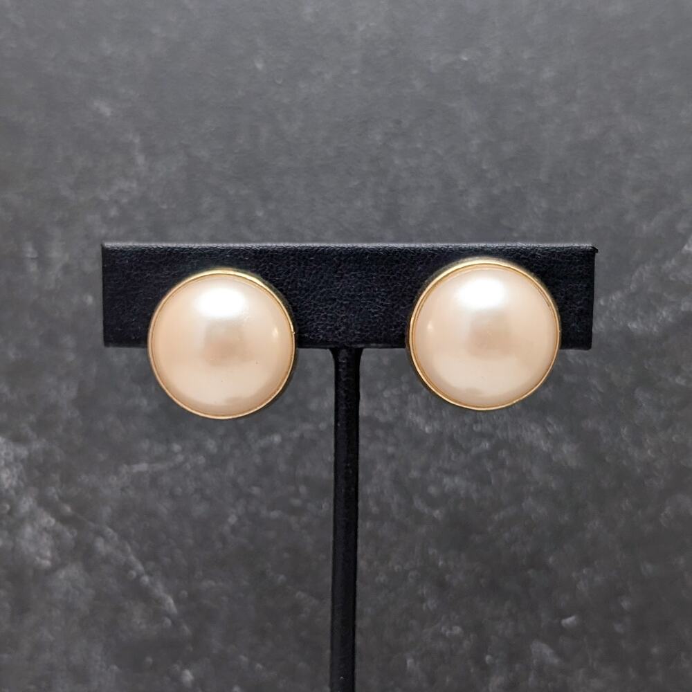 Vintage Clip On Earrings 0.75" Domed Faux Pearl with Gold Tone Halo Stylish Glam